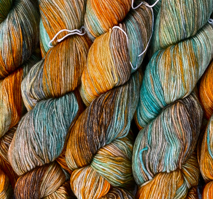 Symfonie Yarns Terra Sockenwolle handgefärbt  ** Neue Farben  24/25 *