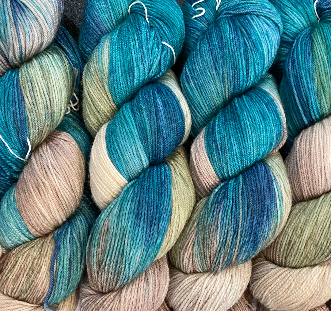 Symfonie Yarns Terra Sockenwolle handgefärbt  ** Neue Farben  24/25 *
