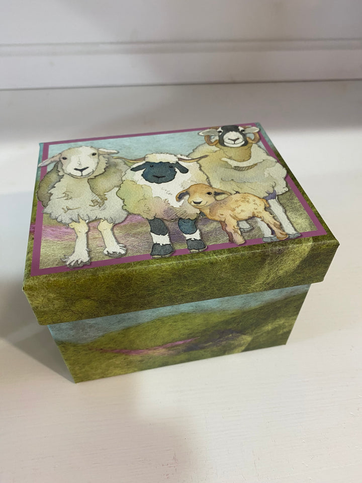 Tassen im Geschenkkarton von Emma Ball® verschiedene Designs