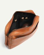 Lade das Bild in den Galerie-Viewer, MUUD Living Ledertasche SANDNESS handgefertigt  SALE B-Ware 30%
