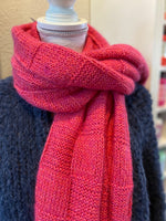 Lade das Bild in den Galerie-Viewer, Das Strick KIT zur Schal-Stola   * Cute&amp;Cozy * - mit Anleitung
