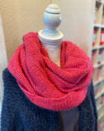 Lade das Bild in den Galerie-Viewer, Das Strick KIT zur Schal-Stola   * Cute&amp;Cozy * - mit Anleitung

